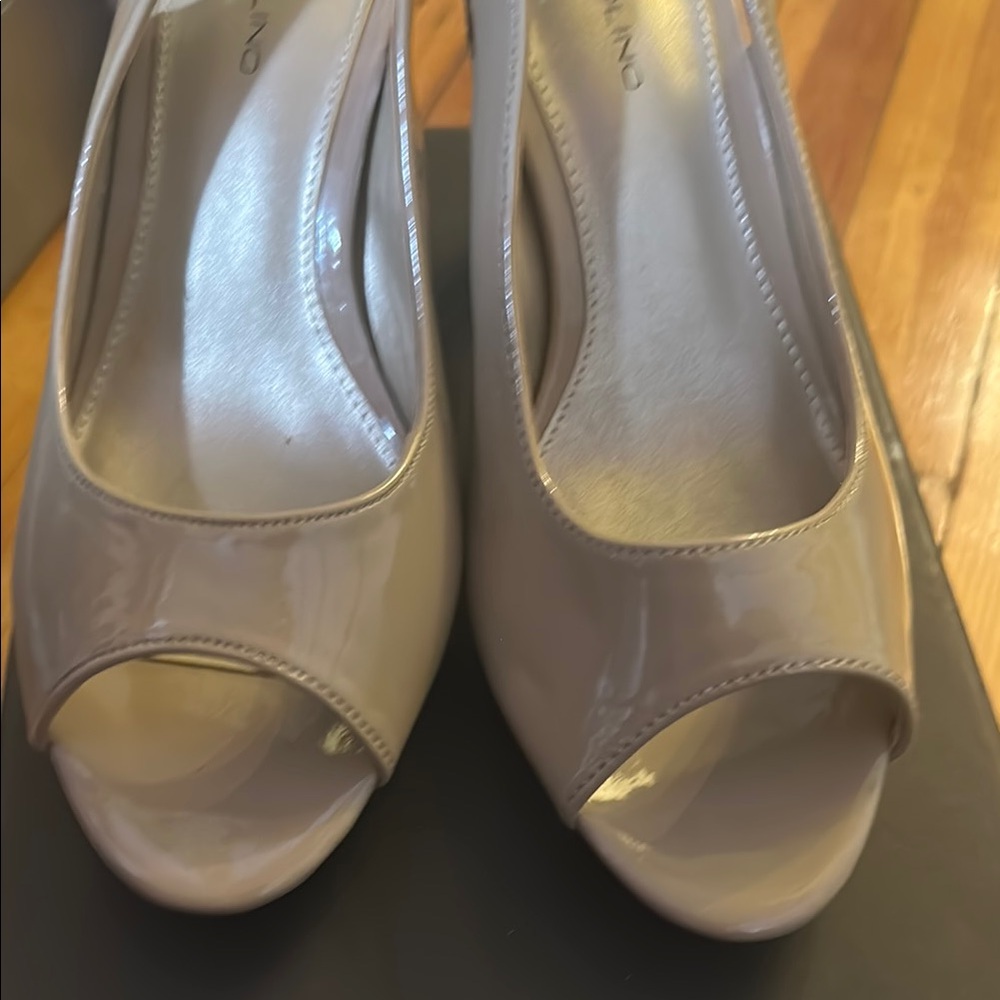 Bandolino Tan Slingback Heels Peep Toe - Picture 7 of 9